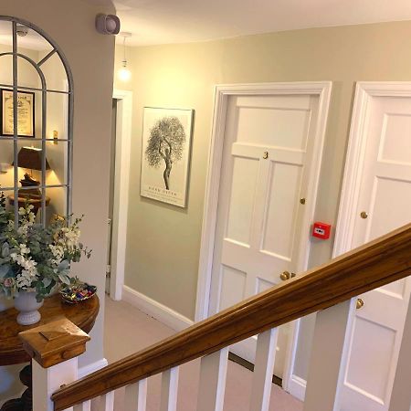 The Malt House Hotel Aylesbury  Bagian luar foto