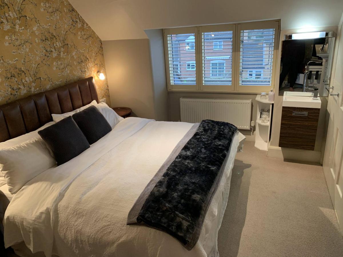 The Malt House Hotel Aylesbury  Bagian luar foto