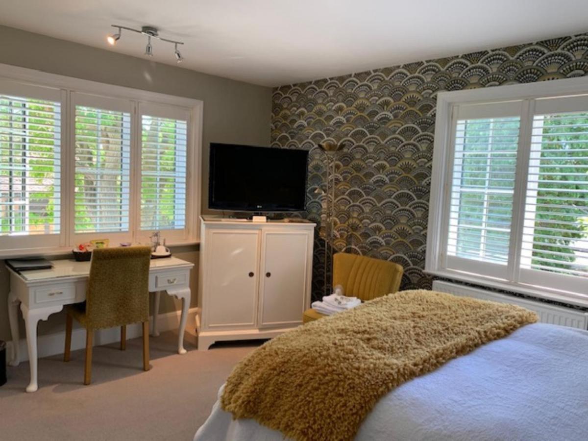 The Malt House Hotel Aylesbury  Bagian luar foto