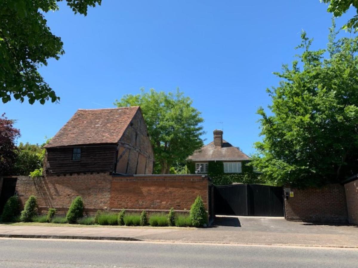 The Malt House Hotel Aylesbury  Bagian luar foto