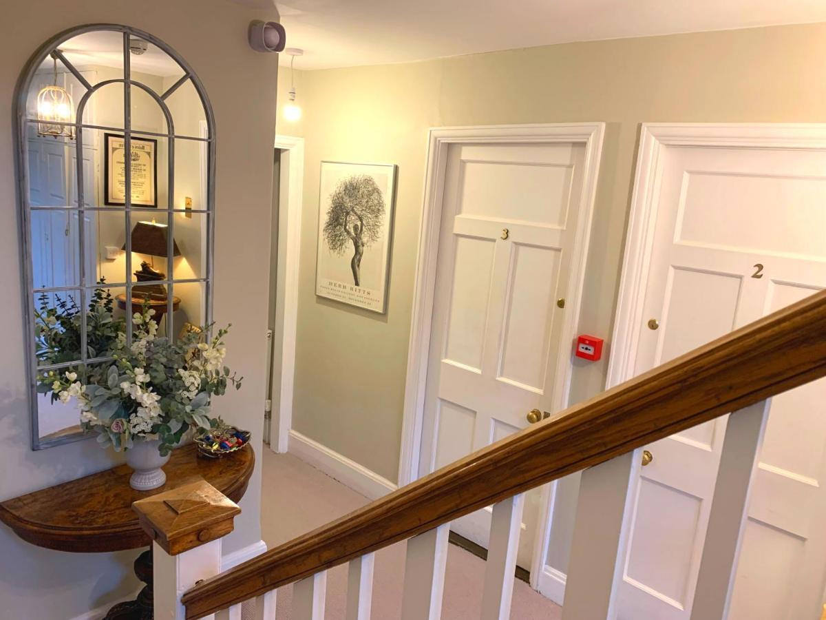 The Malt House Hotel Aylesbury  Bagian luar foto